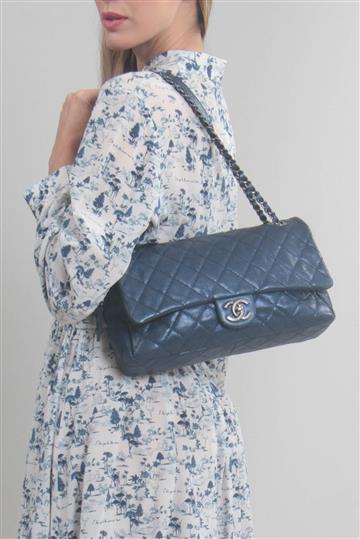 Bolsa Chanel Classica Couro Caviar Azul