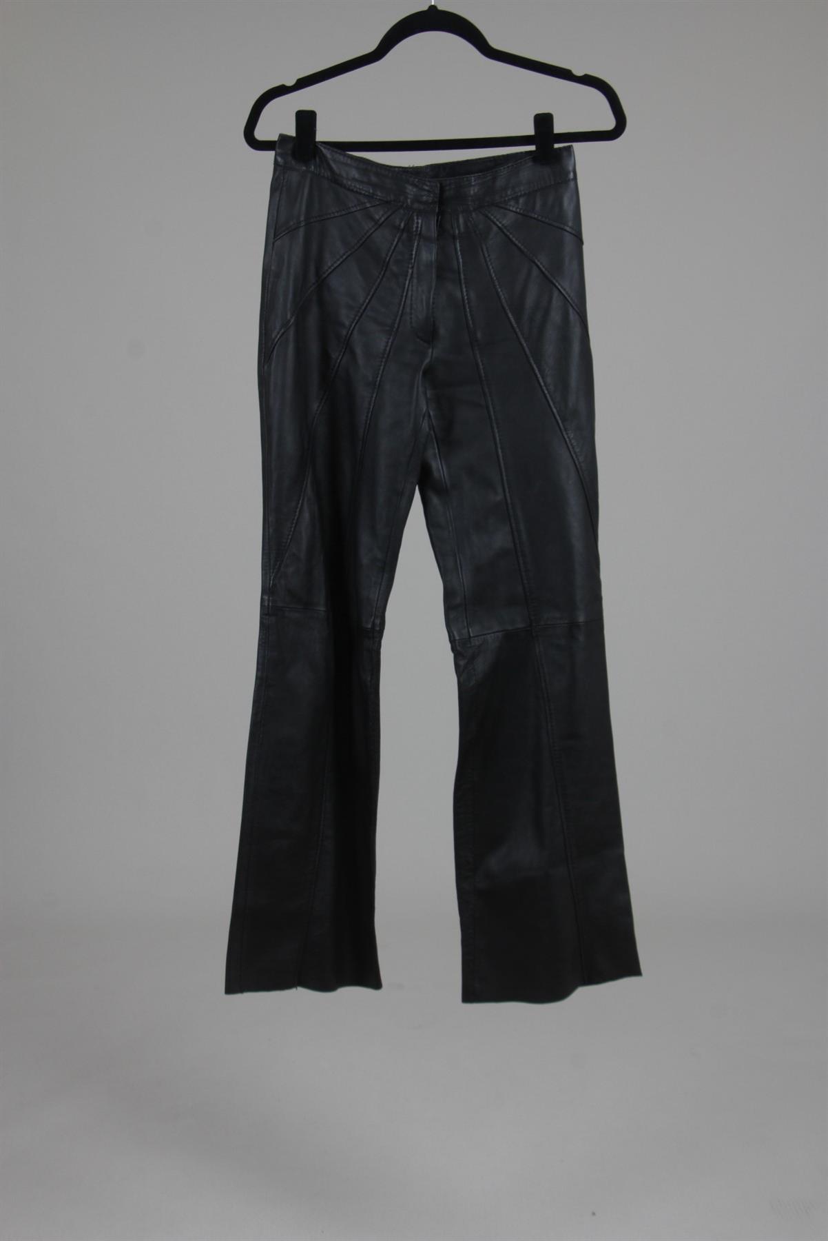 Calça  Mixed Flare Couro Preta